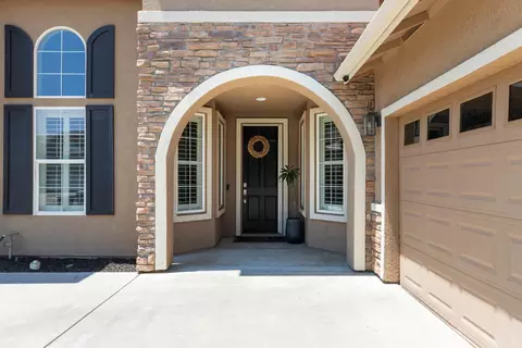 3021 Edgeview Dr, Modesto, CA 95355 photo 5