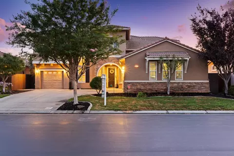 3021 Edgeview Dr, Modesto, CA 95355 photo 1