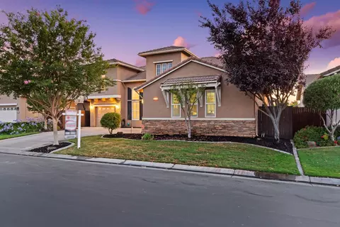 3021 Edgeview Dr, Modesto, CA 95355 photo 3