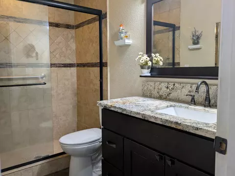 4156 E Orangeburg Ave, Modesto, CA 95355 photo 9