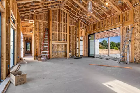 Living - 9260 Hilltop Pl, Loomis, CA 95650 photo 1 of 1
