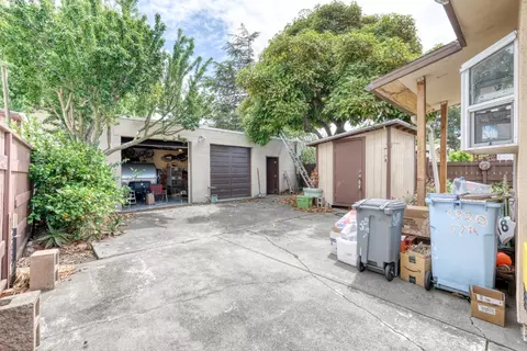 1320 67th St, Berkeley, CA 94702 photo 31