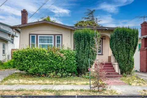 1320 67th St, Berkeley, CA 94702 photo 1