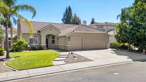 2112 Steinbeck Dr, Modesto, CA 95356 photo 1