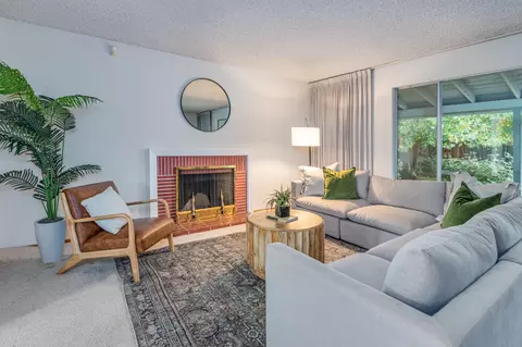 Living - 1510 Barnett Cir, Carmichael, CA 95608 photo 1 of 5