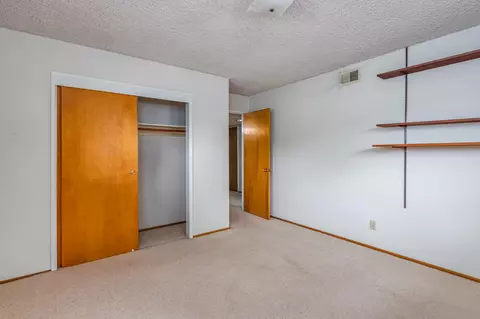 Bedroom - 1510 Barnett Cir, Carmichael, CA 95608 photo 5 of 7