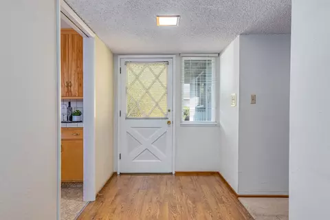 Entry Way - 1510 Barnett Cir, Carmichael, CA 95608 photo 1 of 2