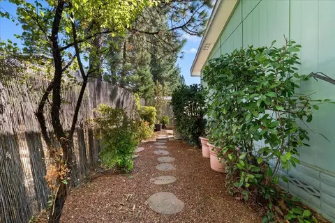 10186 Stone Arch Dr, Grass Valley, CA 95949 photo 24