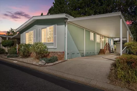 10186 Stone Arch Dr, Grass Valley, CA 95949 photo 1