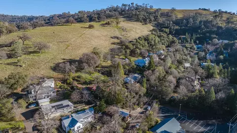 View/Area - 40 Greenstone Ter, Sutter Creek, CA 95685 photo 3 of 5