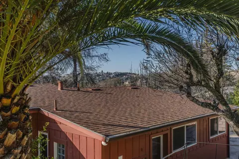 Exterior - 40 Greenstone Ter, Sutter Creek, CA 95685 photo 9 of 12