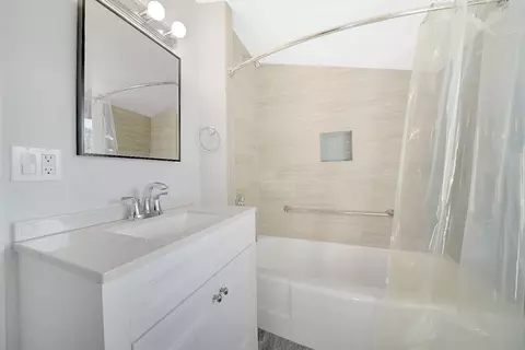 Bath - 40 Greenstone Ter, Sutter Creek, CA 95685 photo 2 of 2