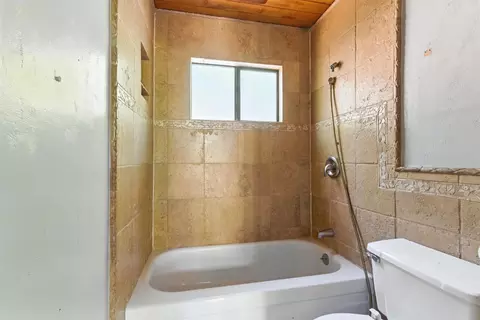 Bath - 24148 Ox Bow Ln N, Sonora, CA 95370 photo 1 of 3