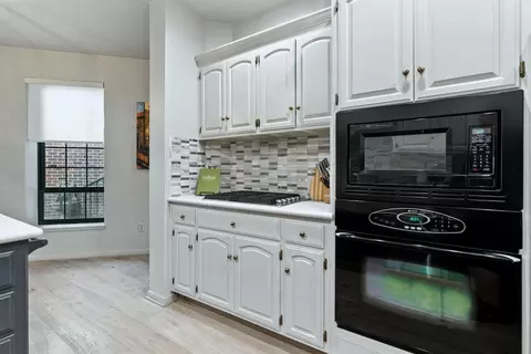 Kitchen - 1132 Rivergate Dr #13, Lodi, CA 95240 photo 6 of 6