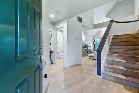 Entry Way - 1132 Rivergate Dr #13, Lodi, CA 95240 photo 2 of 7