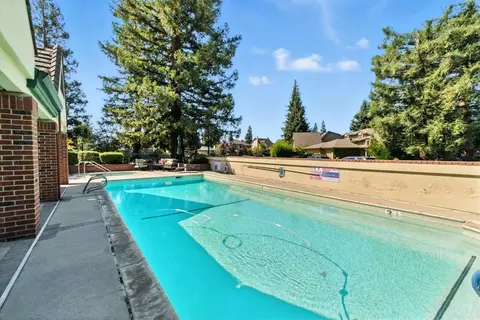 Exterior - 1132 Rivergate Dr #13, Lodi, CA 95240 photo 10 of 16