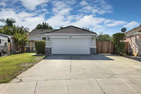 Exterior - 1600 Smokey Ln, Tracy, CA 95376 photo 2 of 13