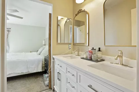 Bath - 1600 Smokey Ln, Tracy, CA 95376 photo 1 of 3