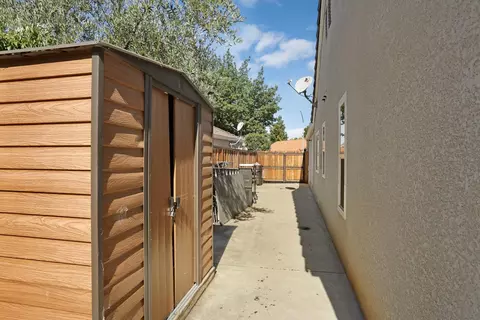 Exterior - 1600 Smokey Ln, Tracy, CA 95376 photo 9 of 13