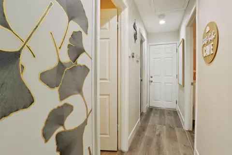 Entry Way - 1600 Smokey Ln, Tracy, CA 95376 photo 2 of 2
