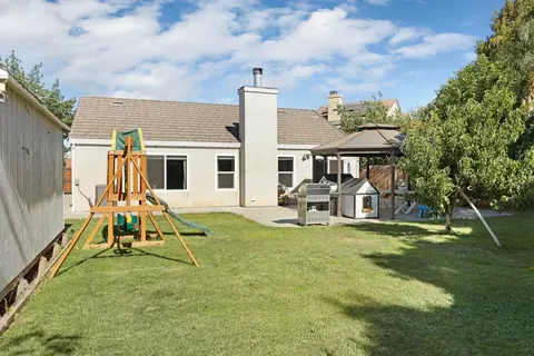 Exterior - 1600 Smokey Ln, Tracy, CA 95376 photo 12 of 13