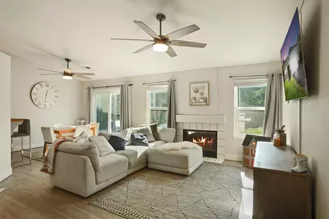 Living - 1600 Smokey Ln, Tracy, CA 95376 photo 1 of 3