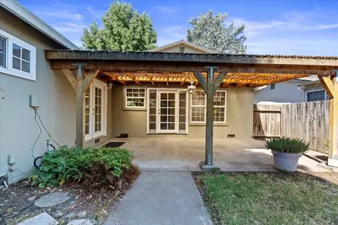 406 Whitney St, Lodi, CA 95242 photo 18