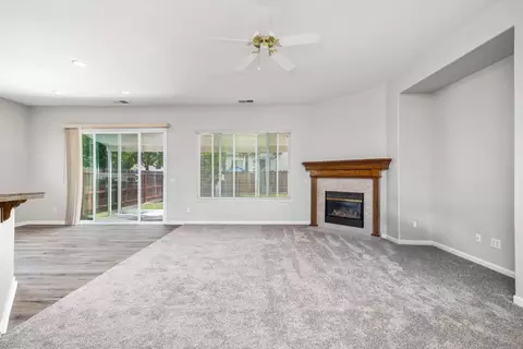 4220 Laguna Seca Ct, Modesto, CA 95356 photo 2