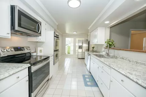 2409 Pridmore Ave, Modesto, CA 95355 photo 5