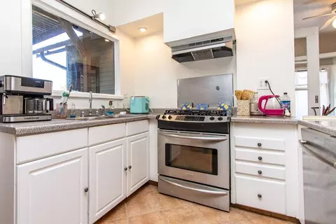 301 N High St, Modesto, CA 95354 photo 23