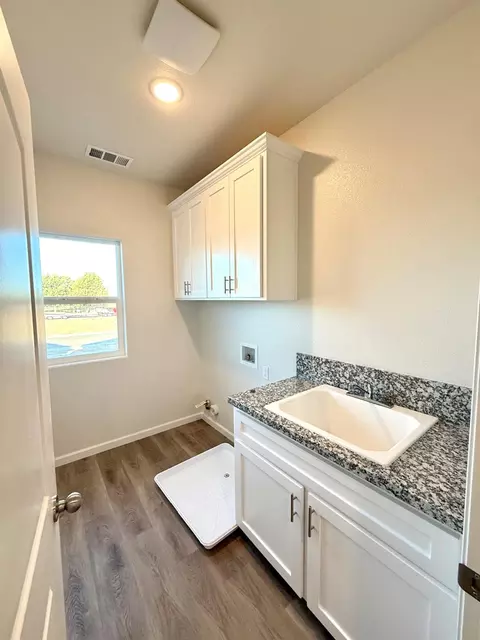 682 Cadiz Ave, Merced, CA 95341 photo 16