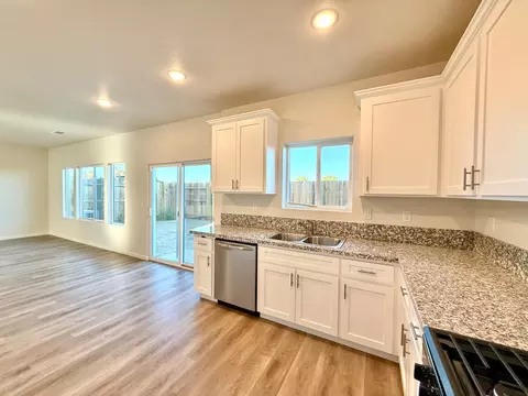 682 Cadiz Ave, Merced, CA 95341 photo 9