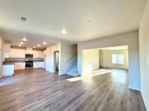 682 Cadiz Ave, Merced, CA 95341 photo 1