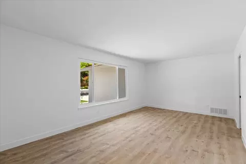 917 Rose Ave, Modesto, CA 95355 photo 8