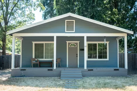 911 Oregon St, Gridley, CA 95948 photo 1