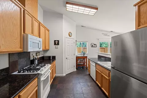 Kitchen - 397 Washington Irving Dr, Colfax, CA 95713 photo 1 of 3