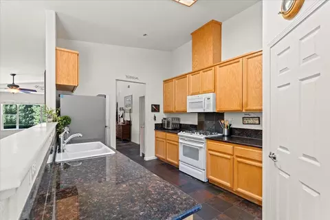 Kitchen - 397 Washington Irving Dr, Colfax, CA 95713 photo 3 of 3