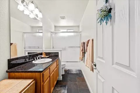 Bath - 397 Washington Irving Dr, Colfax, CA 95713 photo 1 of 2
