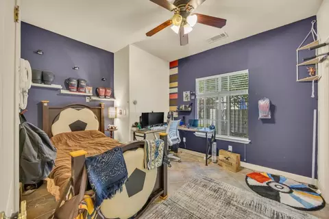 Bedroom - 5127 Walnut Pointe Ln, Carmichael, CA 95608 photo 1 of 6