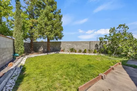 Exterior - 5127 Walnut Pointe Ln, Carmichael, CA 95608 photo 10 of 10