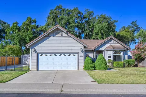 276 Edgebrook Dr, Ione, CA 95640