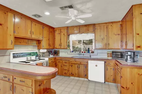 2220 Temperate Ave, Modesto, CA 95358 photo 12