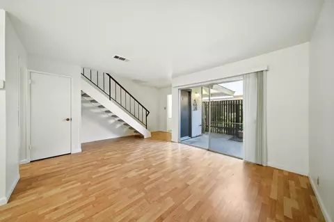 Living - 5511 Roundtree Dr #E, Concord, CA 94521 photo 4 of 5