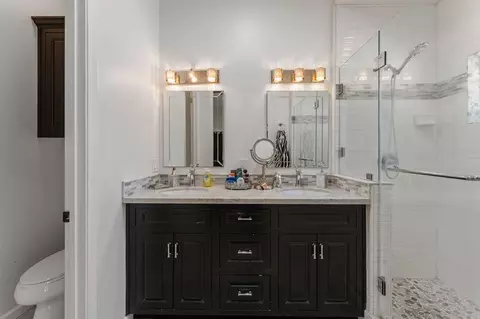 Bath - 3801 Val Verde Rd, Loomis, CA 95650 photo 6 of 7