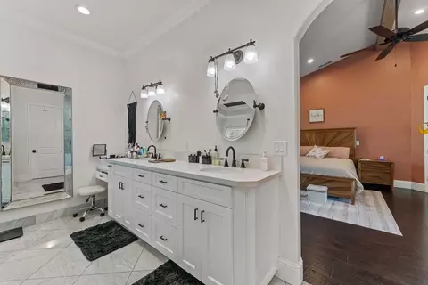 Bath - 3801 Val Verde Rd, Loomis, CA 95650 photo 4 of 7