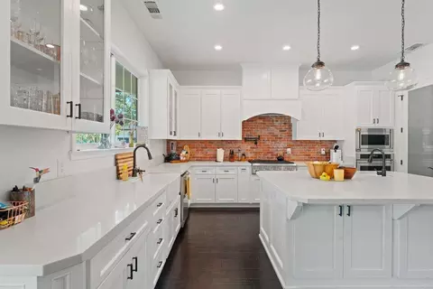 Kitchen - 3801 Val Verde Rd, Loomis, CA 95650 photo 2 of 6