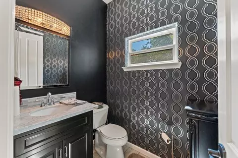 Bath - 3801 Val Verde Rd, Loomis, CA 95650 photo 5 of 7