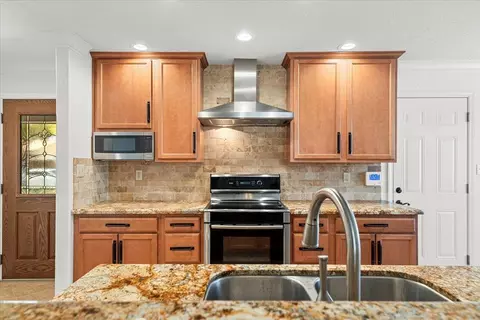 1212 Guiseppe Ln, Modesto, CA 95355 photo 3