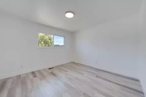 Bedroom - 6931 Lincoln Ave, Carmichael, CA 95608 photo 4 of 5