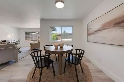 Dining - 6931 Lincoln Ave, Carmichael, CA 95608 photo 2 of 3